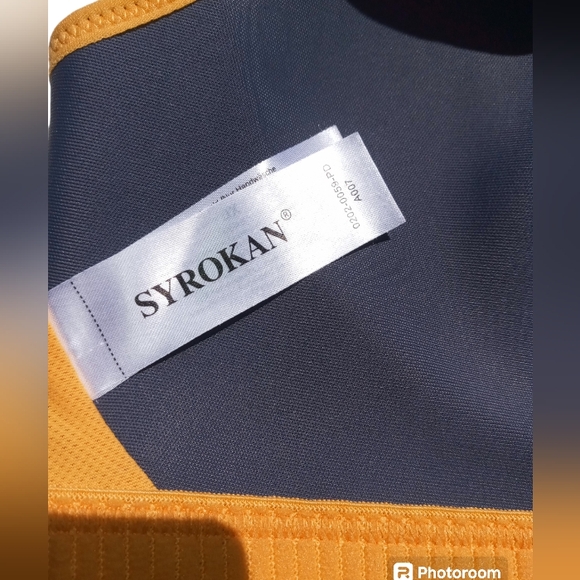 SYROKAN Sports Bra- Size XL, Wireless, High Support, Running Bra - Picture 4 of 4